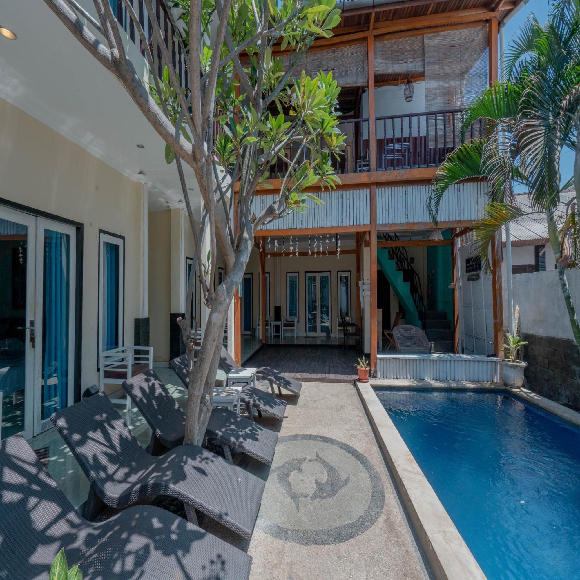 Gili White Bamboo Resort ギリ・トラワンガン エクステリア 写真